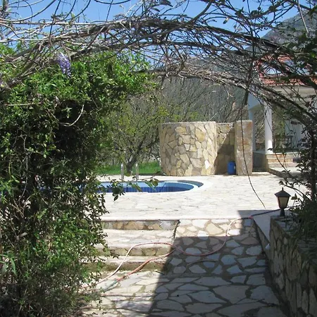 بيت للعطل Paradise Garden *